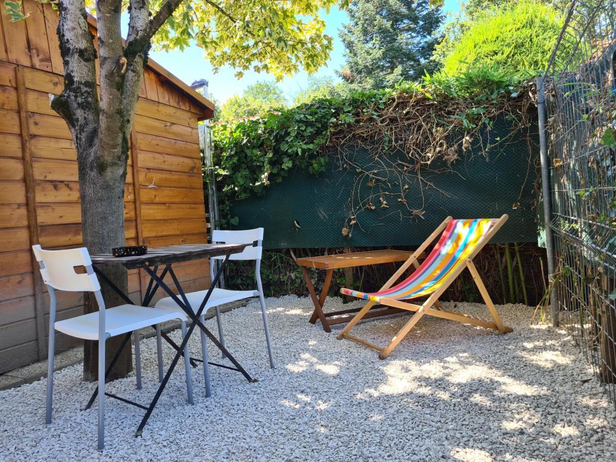 Charmant Logement Avec Parking Apartment Орво Екстериор снимка